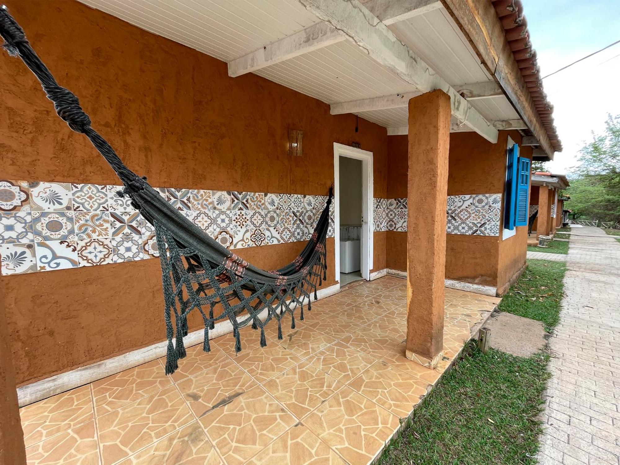 Ranchos 30 Hotel Fazenda Hidrolandia  Exteriör bild