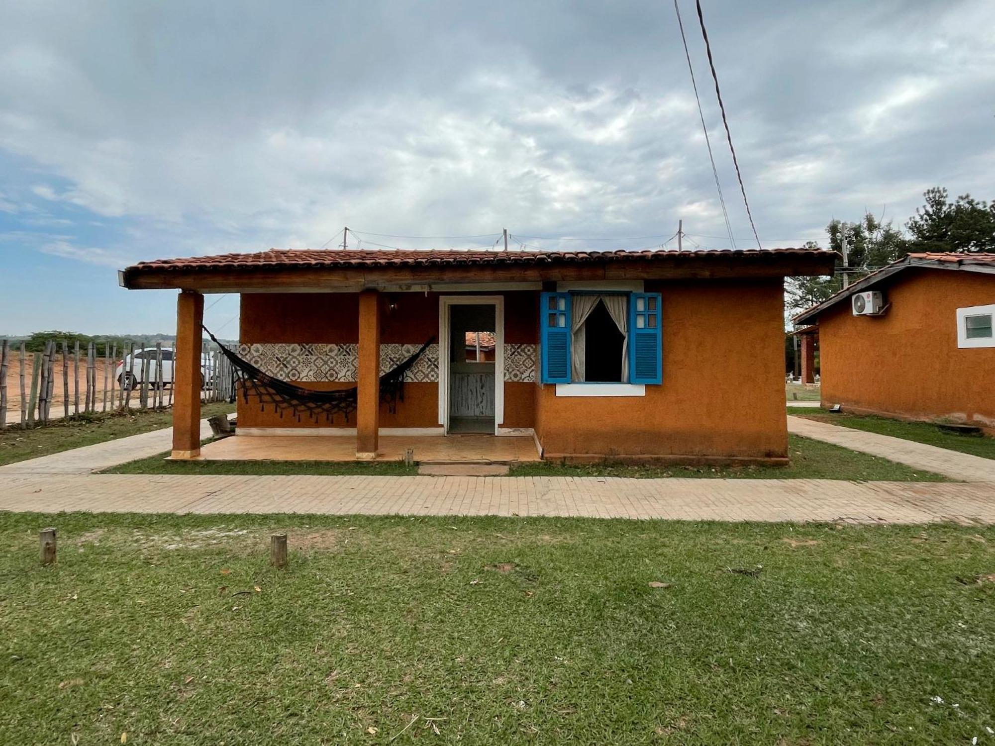Ranchos 30 Hotel Fazenda Hidrolandia  Exteriör bild