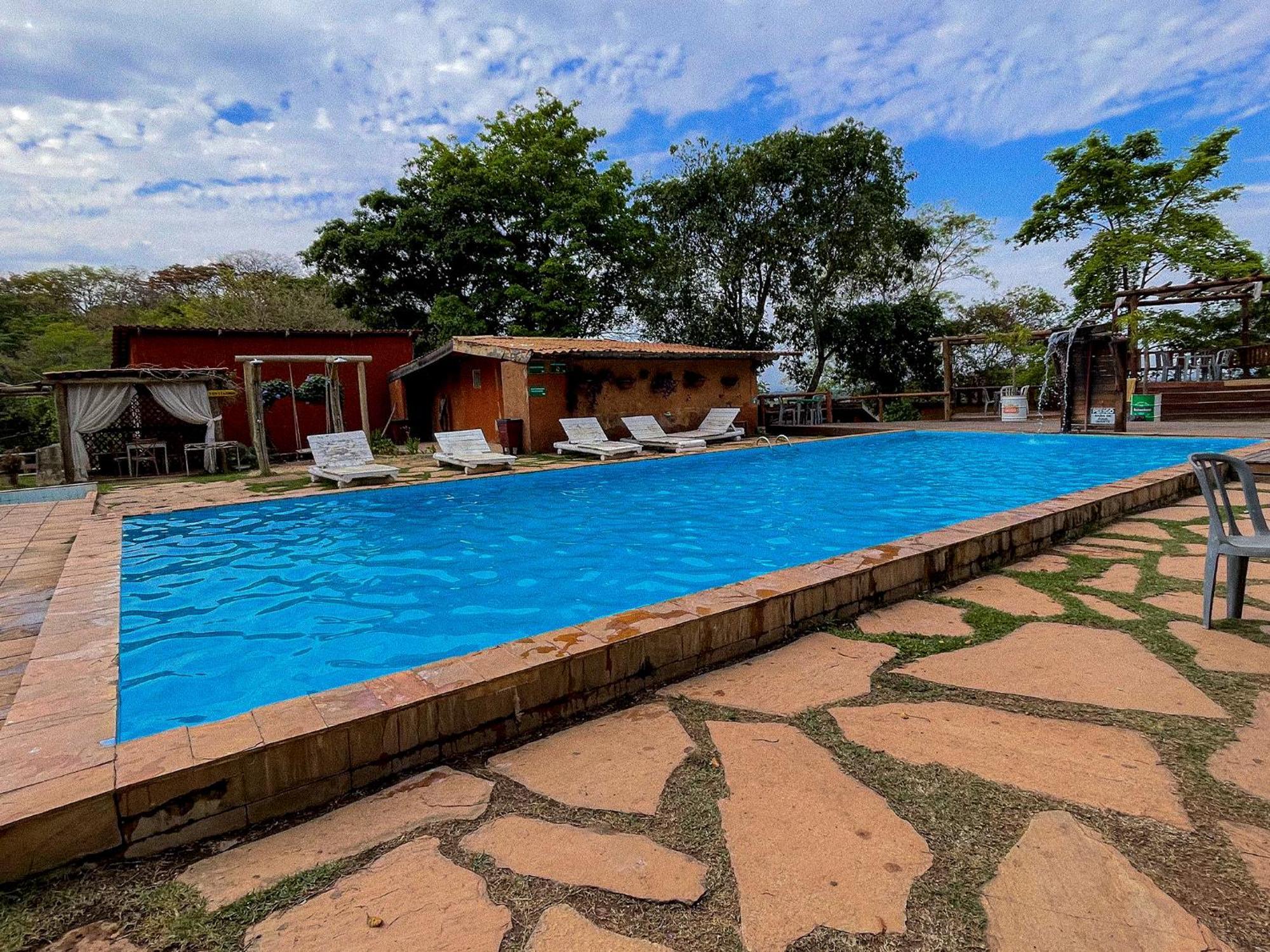 Ranchos 30 Hotel Fazenda Hidrolandia  Exteriör bild